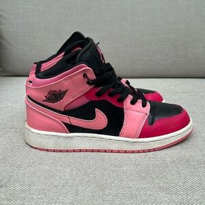 Air jordans in pink and black  size 3.5Y